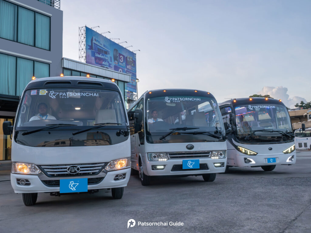 Minibus Team by Patsornchai Tour